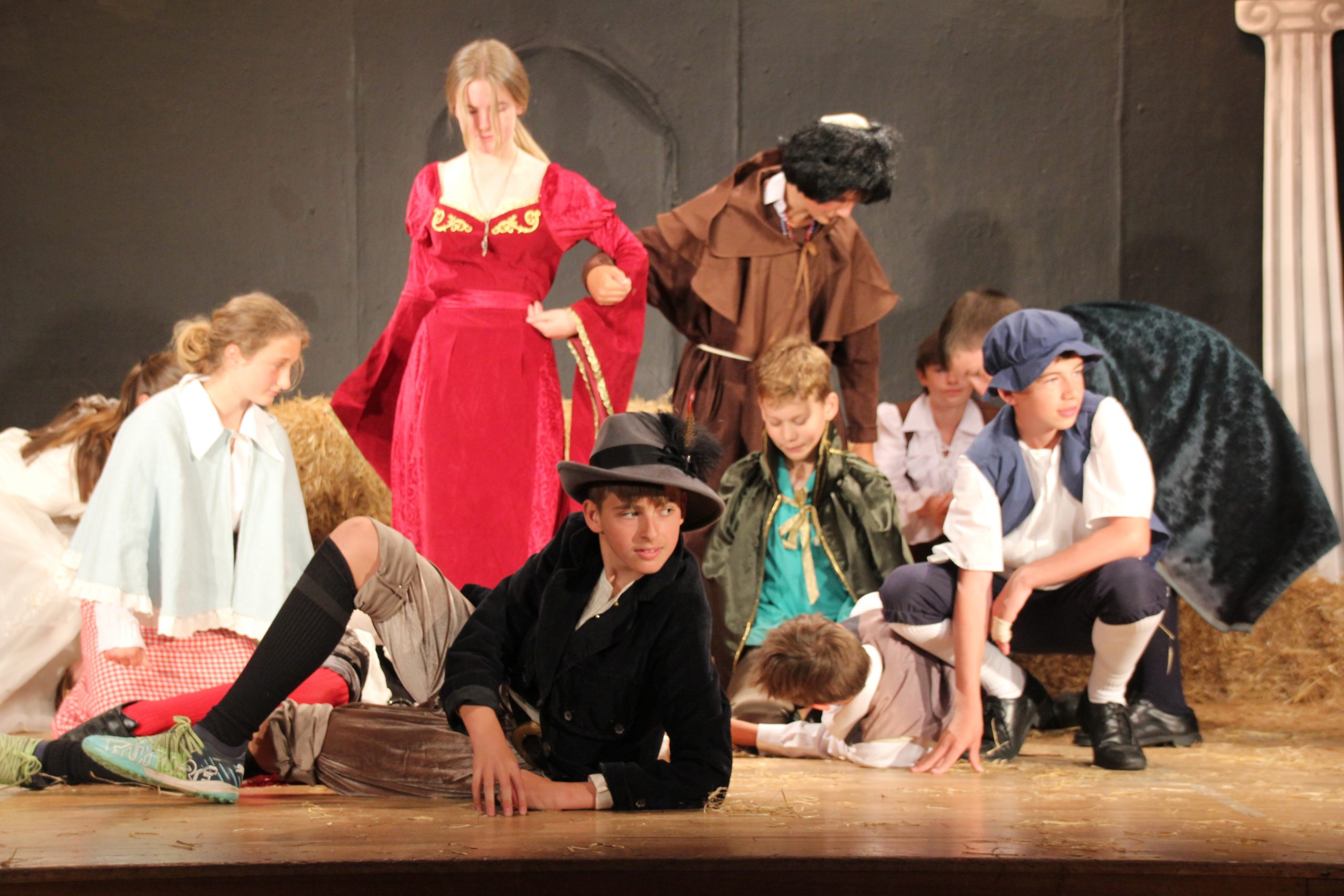 Students in Shakespeare clothing