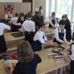 students cooking