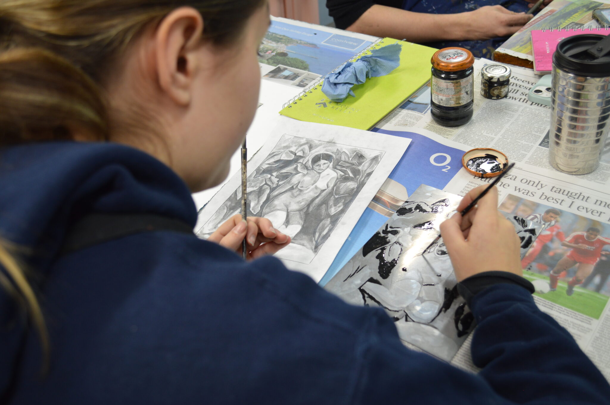 student painting