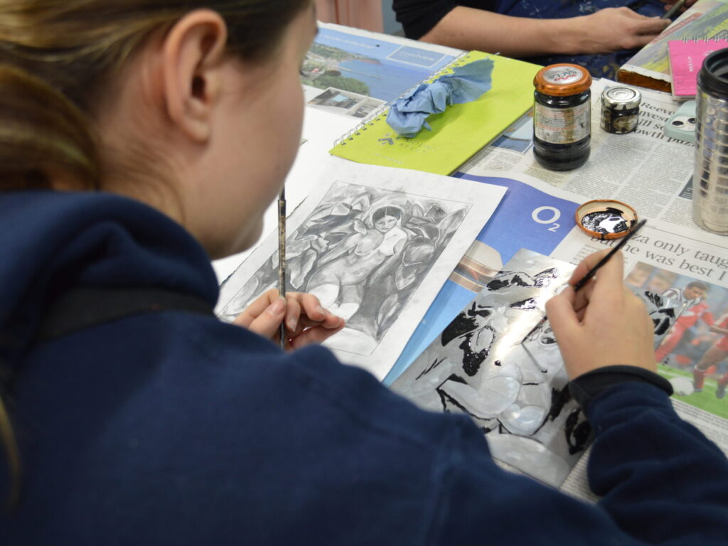 student painting